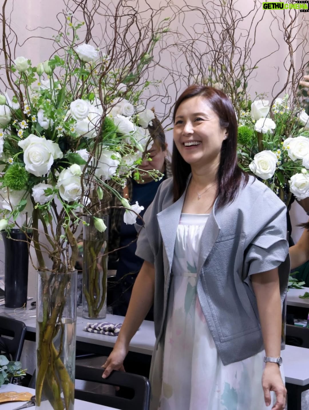 Priscelia Chan - 875 Likes - So happy and thankful for the moments with my bff @applehong and the ladies I had met from attending @noblemanschool WSQ -  Be A Professional Event Florist (Level 4) 4 days course. Skills future credits utilised 😆 and New skills acquired again 😍🌻 yup it was last than a month from my previous course with them 😍Thank you once again our amazing and professional trainer Anson and all from Nobleman School of Floral Design ❤️

Photos credit @noblemanschool