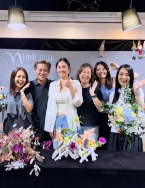 Priscelia Chan Instagram - So happy and thankful for the moments with my bff @applehong and the ladies I had met from attending @noblemanschool WSQ - Be A Professional Event Florist (Level 4) 4 days course. Skills future credits utilised 😆 and New skills acquired again 😍🌻 yup it was last than a month from my previous course with them 😍Thank you once again our amazing and professional trainer Anson and all from Nobleman School of Floral Design ❤️
Photos credit @noblemanschool