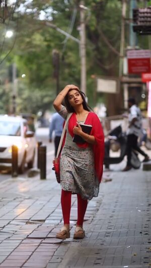 Priya J Achar Instagram - 🌈ಒಂದು ಸಂಜೆ🫣♥️
.
.
.
.
ಎಲ್ಲರಿಗೂ ಶುಭ ಸಂಜೆ ⛅️
.
.
📸 @akshay_bsa_official 
.
.
#priyajachar