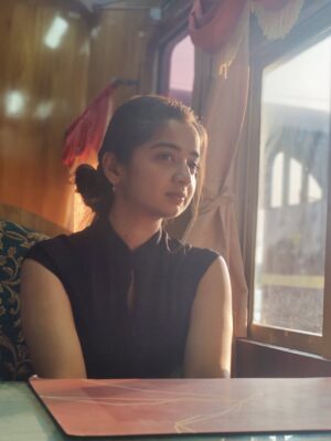 Priya J Achar Instagram - ✨🌻🌤️
.
.
.
.
#priyajachar #sunsetlove 🌤️🫠