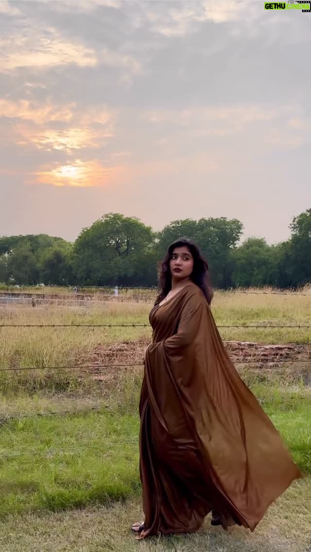 Priya Rathore - 26.5K Likes - Beautiful View ❤️❤️❤️