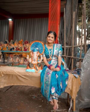Priya Tiwari Instagram - š Ganpati Bappa Morya ā¤ļø @priya_a08 @mr_sachin08
š :- @sonamsmakeoverandacademy
šØ :- @mr_parthu_photographer
#viralvideos #instagram #reelsinstagram #explore #share #priyafammm #tranding #reelsvideo #viral #share #tag #mr_sachin08 #love #sad