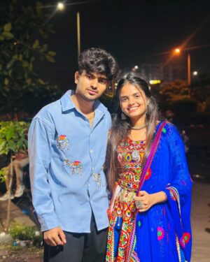 Priya Tiwari Instagram - Kaise ho aap log šš«¶ā¤ļø @priya_a08 @mr_sachin08
@mr_sajan_08
#viralvideos #instagram #reelsinstagram #explore #share #priyafammm #tranding #reelsvideo #viral #share #tag #mr_sachin08 #love #sad