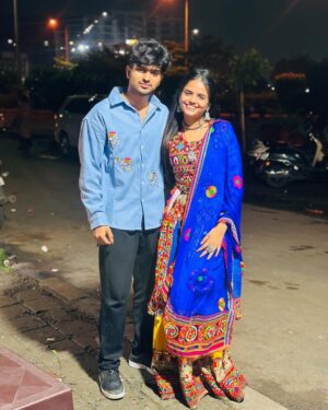 Priya Tiwari Instagram - Kaise ho aap log šš«¶ā¤ļø @priya_a08 @mr_sachin08
@mr_sajan_08
#viralvideos #instagram #reelsinstagram #explore #share #priyafammm #tranding #reelsvideo #viral #share #tag #mr_sachin08 #love #sad