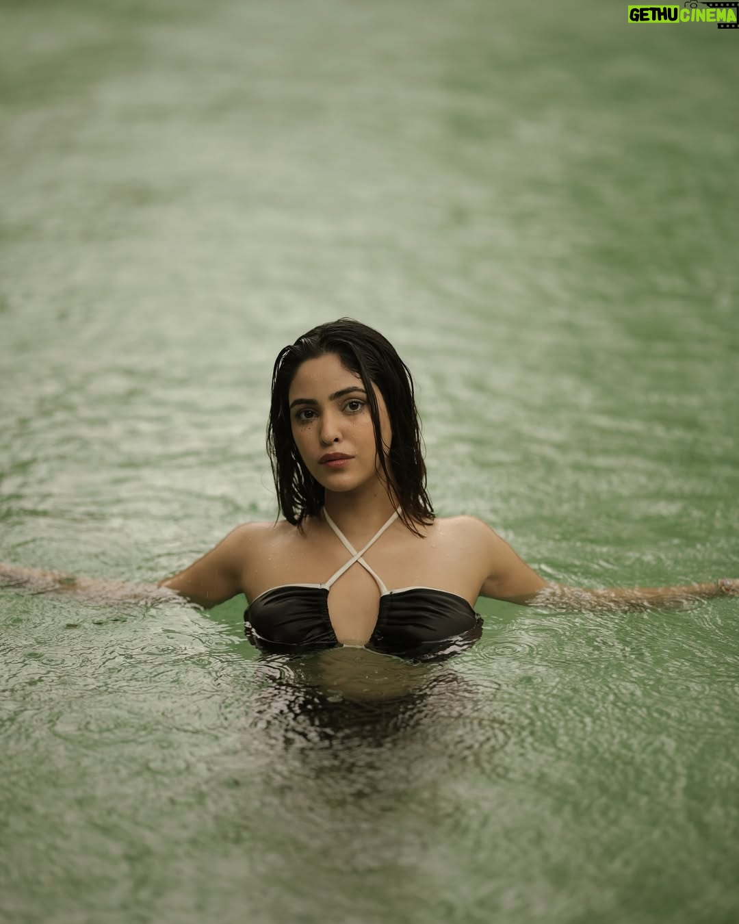 Priyanka Arya - 18.8K Likes - Your off season is my season!

Location courtesy @avataara_resort_goa 

#travelphotography #potraitmood #travelmode #travelandleisure