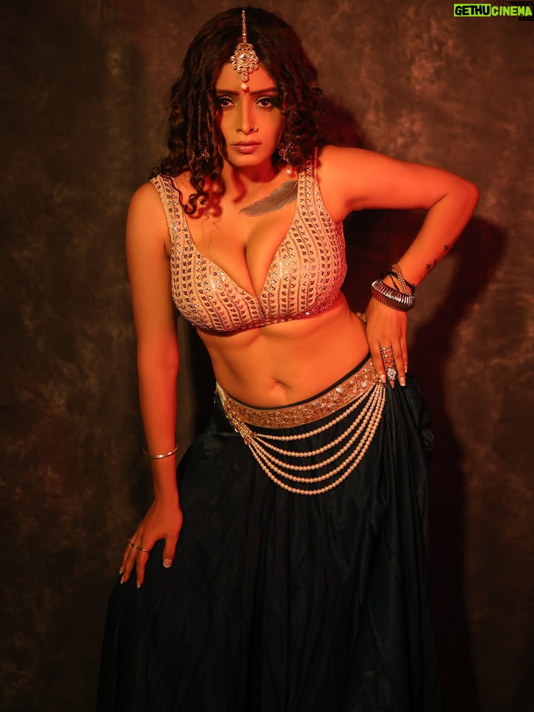 Priyanka Chaurasia - 14.2K Likes - Jadoo💣💥
.
#piikuuuu #only #bomb #blast
