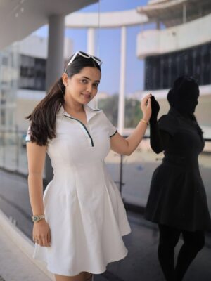 Priyanka Diwate Instagram - Can’t select any one , so posted every click 🫶🌸
#confident #businesswomen #women
