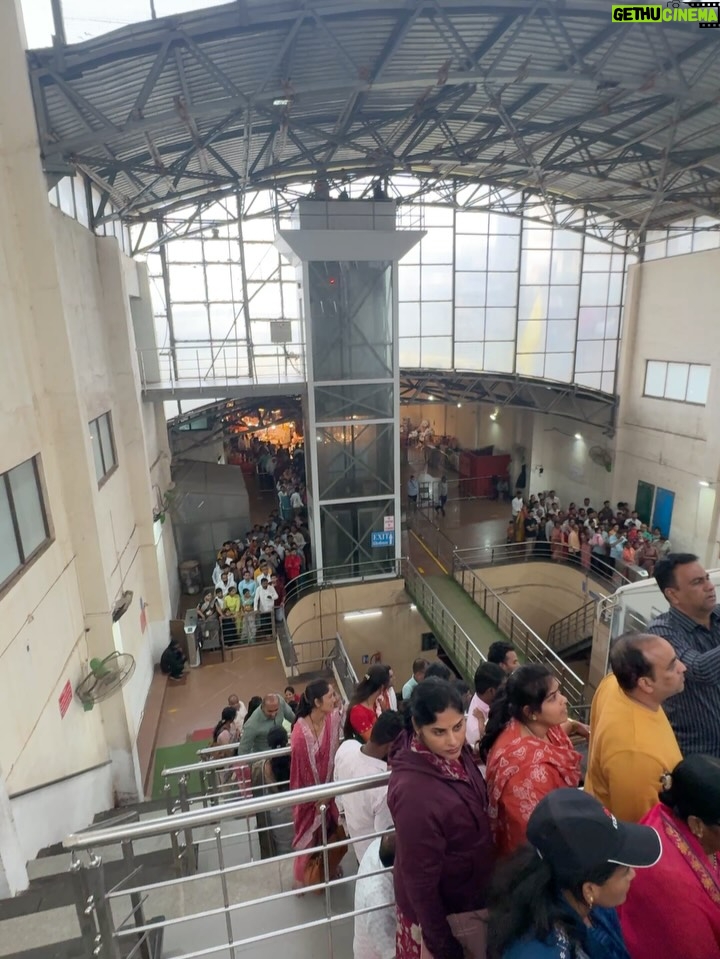 Priyanka Diwate - 31.1K Likes - Always blessed 😭 My very 1st time visit and a peaceful Darshan #nashik #saptashrungimaa , No more Negative energies just a positive soul worshiping gods every single day 🫶🕉️🧿 #nazarnalage #godsfavouritechild