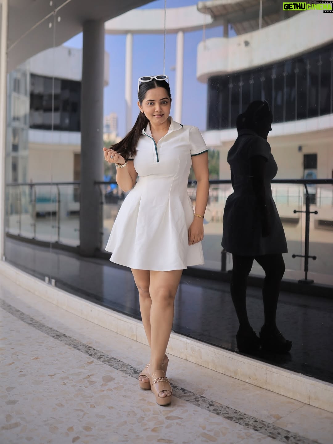 Priyanka Diwate - 7.2K Likes - Can’t select any one , so posted every click 🫶🌸
#confident #businesswomen #women