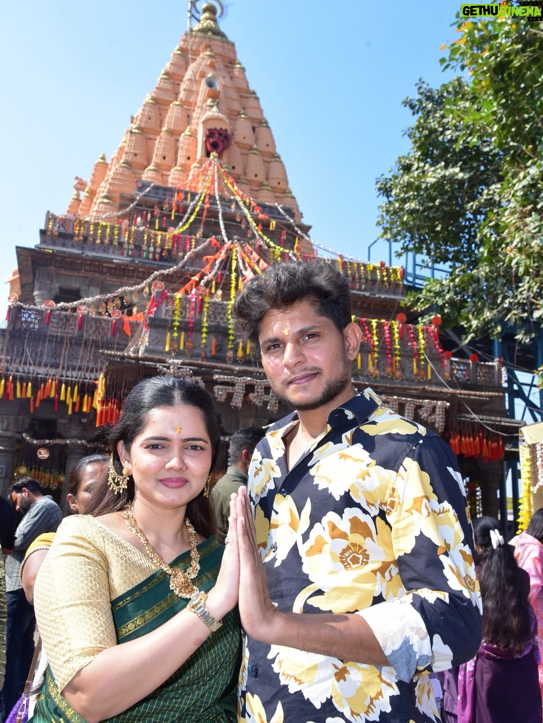 Priyanka Diwate - 15.5K Likes - On A very auspicious Day #makarsankrant 🕉️ What we could expect more than Our headsdown in Ujjain #mahakaal #2026

My Beautiful Saree : @swaminipaithani11