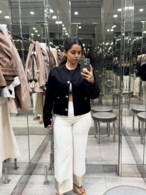 Priyanka Diwate Instagram - November 2025 ( pura saal khatam hone aya) 🫣( memories to remember 🫶) 

1 : Me flaunting at fashion show event 
2: Mansa devi 
3: Proud moment of Psd 
4: psd students 
5: Pav bhaji at legume 
6: shopping 
7: Out for food 
8: Biryani day 
9: Just me confused 
10: got scared 
11: Deep mohotsav in Ganges 
Continued by the 1st class visit ( for the 1st time) 
12: a self love shot while a brand shoot #november