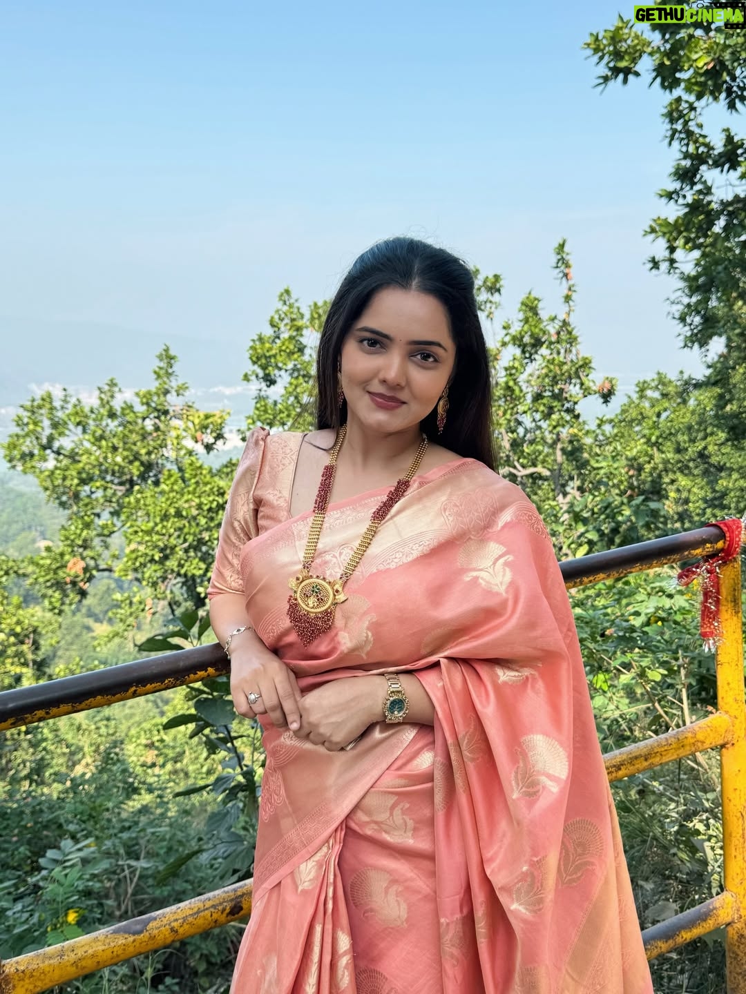 Priyanka Diwate - 10.3K Likes - Bus ab ek hi sapna hain jo har ladki ka hota hain 🫣 Girls can relate 🫶 

#saree