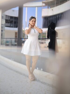 Priyanka Diwate Instagram - Can’t select any one , so posted every click 🫶🌸
#confident #businesswomen #women
