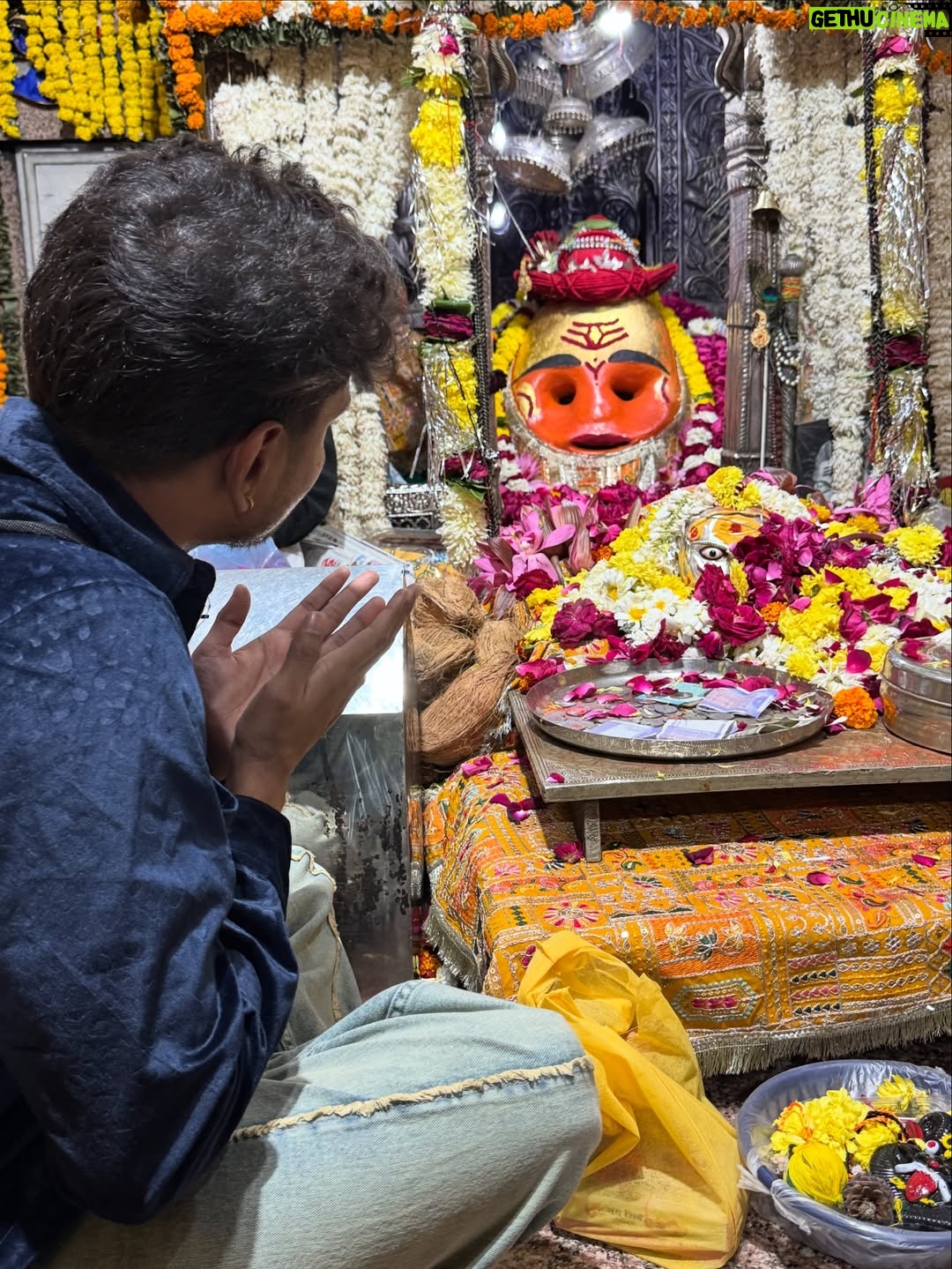 Priyanka Diwate - 7.6K Likes - Navin Varshachi Suruvaat - Aata Najar Lavranyanchi Vaat 🕉️🫶 #kaalbhairavmandirujjain🚩🙏❣️ #kaalbhairav #ujjain #2026 

My Warm Thanks to : @abhijeet_chaturvedi_10