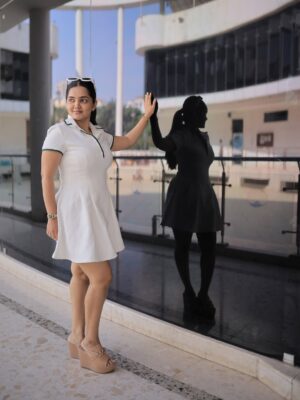 Priyanka Diwate Instagram - Can’t select any one , so posted every click 🫶🌸
#confident #businesswomen #women
