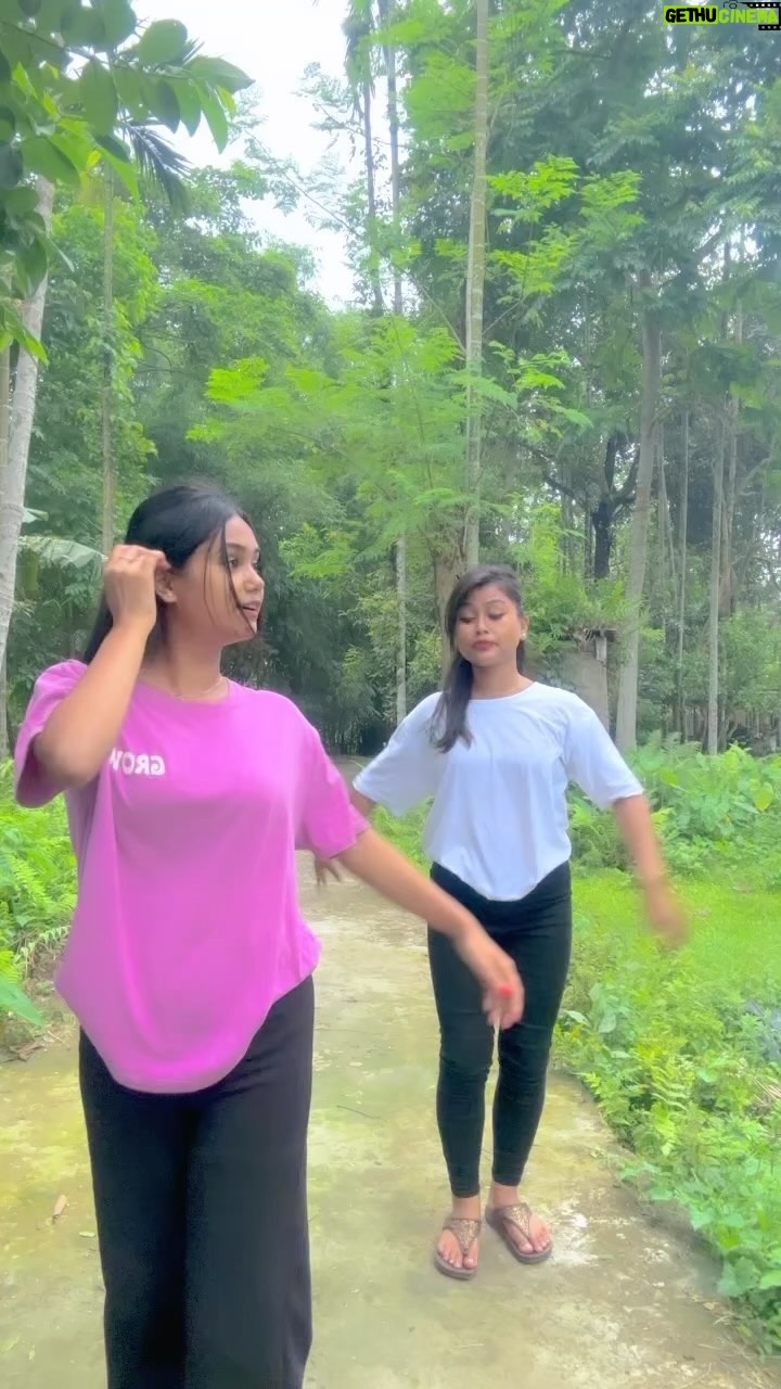 Priyanka Dutta - 338K Likes - Bhojpuri vibe..🤭😎🙈