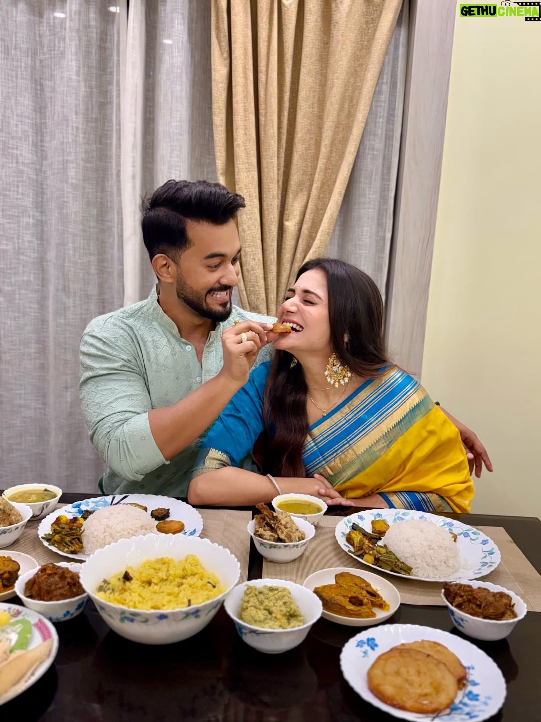 Priyanka Mitra - 34.4K Likes - Love , laughter, food & us ❤️🧿
.
.
#us #happyfaces #aiburobhat #radhekrishna