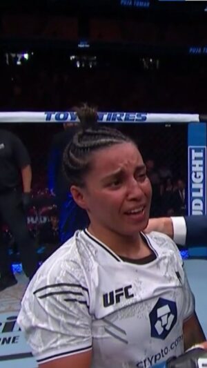 Puja Tomar Instagram - The 𝐂𝐘𝐂𝐋𝐎𝐍𝐄 making India proud on the world stage 🫡🇮🇳
Congratulations, @tomar_puja on the historic win 💪💙
#SonySportsNetwork #UFC #UFCindia #UFCLouisville #PujaTomar