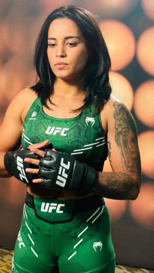 Puja Tomar Instagram - #🦁 #🇮🇳
#ufc