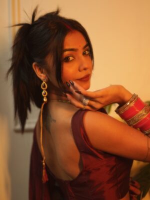 Purabi Bhargava Instagram - Living my : Ek chutki sindoor ki keemat era š
Still not married thoughš«¢