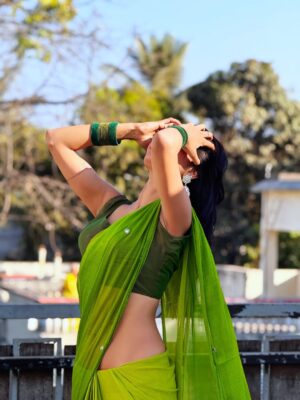 Purabi Bhargava Instagram - Par mera dil hai patang šŖ
Aur teri nazar manjhaā„ļø
#makarsakranti #patang #kite #viral #instagood