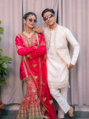 Purabi Bhargava Instagram - Rakhi'25 ā„ļøšÆ
I hope my brothers knows just how much I believe in them. I will always be in their corner, cheering them on and standing by their side.
I know they are meant for great things and I am so proud of them.
@kunalkushwah02 @anchorpriyanca @enna__10 I missed you on this rakhi ! Meet us soon ! LOVE YOU ā„ļø
outfit @kikibyishikaagrawal ā„ļø Made it look royal šÆ
edits @am.creativityofficial