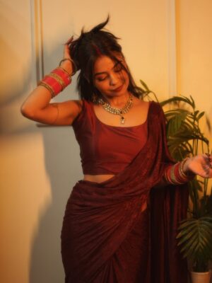 Purabi Bhargava Instagram - Living my : Ek chutki sindoor ki keemat era š
Still not married thoughš«¢
