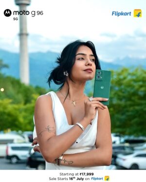 Purabi Bhargava Instagram - When your phone looks this good and shoots even better, all eyes really are on you.š”
The Moto G96 5G kept up effortlessly. Shot everything in 4K with the 50MP Sony LYTIA 700C camera, and the 144Hz 3D curved pOLED display made every frame feel straight out of a film. Colours popped with Display Colour Boost and 10-bit DCI-P3 support, no edits needed.
IP68 protection handled the dust and splashes, while the vegan leather finish and SnapdragonĀ®ļø 7s Gen 2 made sure style and speed never missed a beat.
#AllEyesOnYou #motog96