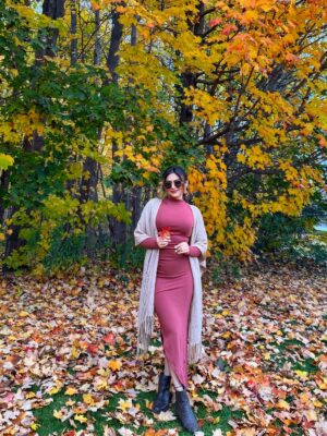 Raavi Kaur Bal Instagram - I just can’t get over these fall colors😍 Couldn’t decide on just one so I’m posting them all 🍂✨

Falling in love with my first Canadian fall 🍁❤️

#raavikaurbal #fallismyfavorite #canada🇨🇦 #brampton #firstfallincanada #punjab #punjabi