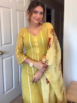 Raavi Kaur Bal Instagram - 🪔 Diwali te Bandi Chhor Divas diyaan sab nu dher saariyaan vadhaiyaan 😊 May this festival bring light, happiness, and divine blessings in everyone’s life. ✨