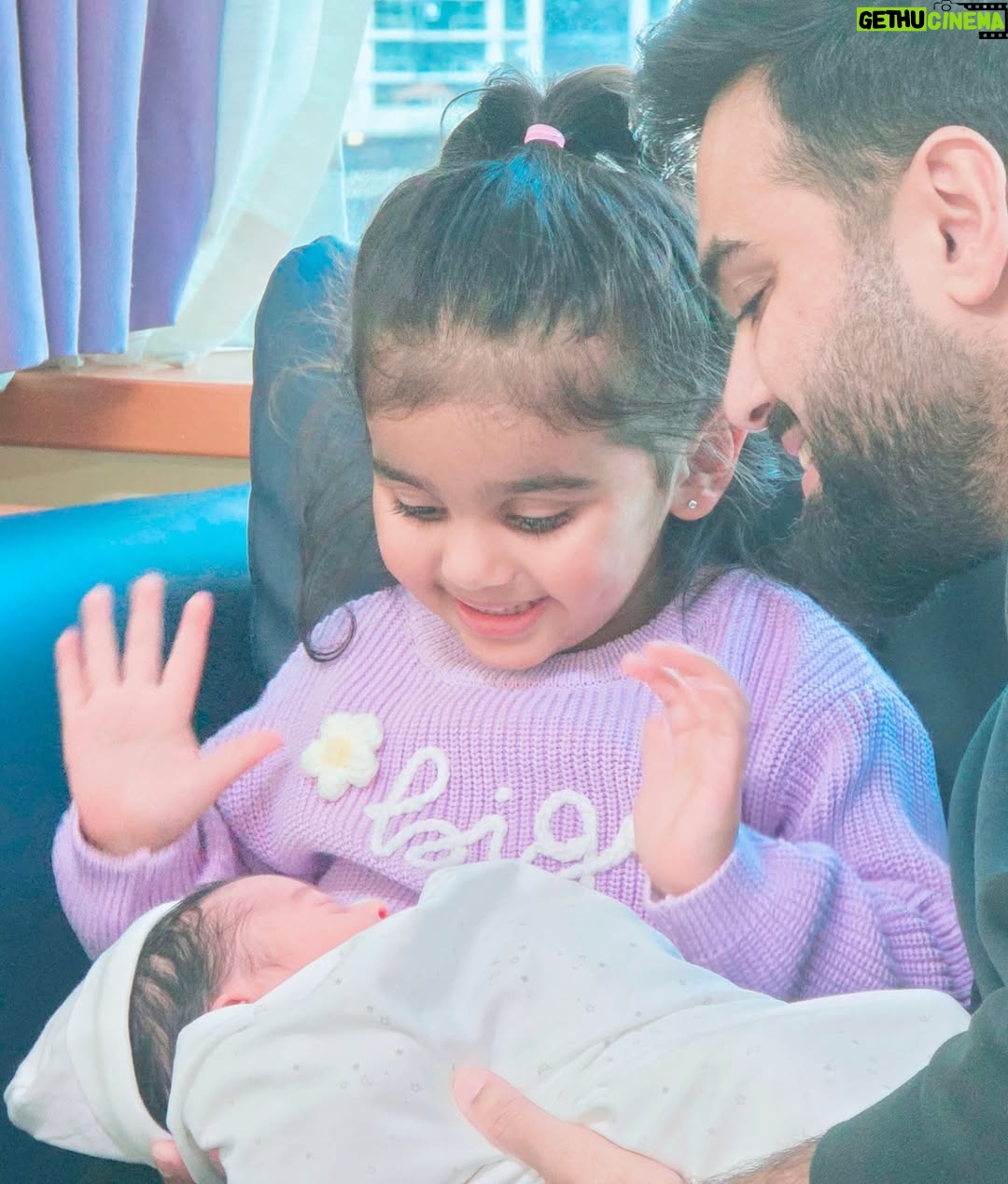 Rabab Hashim - 83.8K Likes - Hello World 💙

The snuggle is real 👼 

Our hearts are full as we welcome our little munchkin Orhan Sohaib Ali to the world, MashaAllah ❤️
Myesha has a tiny new best friend and we are overjoyed and full of love and gratitude Alhamdulillah ✨
Remember us in your prayers and sending you all love, light and good energy! 💫