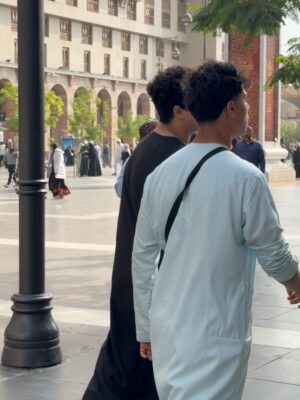 Rabya Kulsoom Instagram - - Happy Birthday to my soulmate, my life partner and my best friend!! ❤️ 
May you live long with the best of health, wealth, happiness and content 😁
The backbone of Ron and Coco!! I love you the most but that doesnt mean that i will annoy you any less. Here's to a year of loads of prayers, success, love and another visit to the most beautiful place on earth together again with our families inshAllah. 😘🫶🏻💚