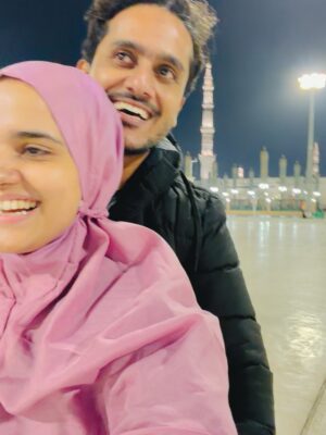 Rabya Kulsoom Instagram - - Happy Birthday to my soulmate, my life partner and my best friend!! ❤️ 
May you live long with the best of health, wealth, happiness and content 😁
The backbone of Ron and Coco!! I love you the most but that doesnt mean that i will annoy you any less. Here's to a year of loads of prayers, success, love and another visit to the most beautiful place on earth together again with our families inshAllah. 😘🫶🏻💚
