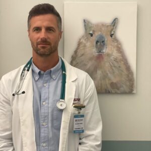 Rachel Boston Instagram - The doctors will see you now ❤️
Here’s a look behind the scenes! 

#TheMoreTheMerrier premiere starts at 8/7c tonight @hallmarkchannel ! And next day on @hallmarkplus !Very thankful for this team and experience and for our incredible doctors, nurses, and first responders ✨