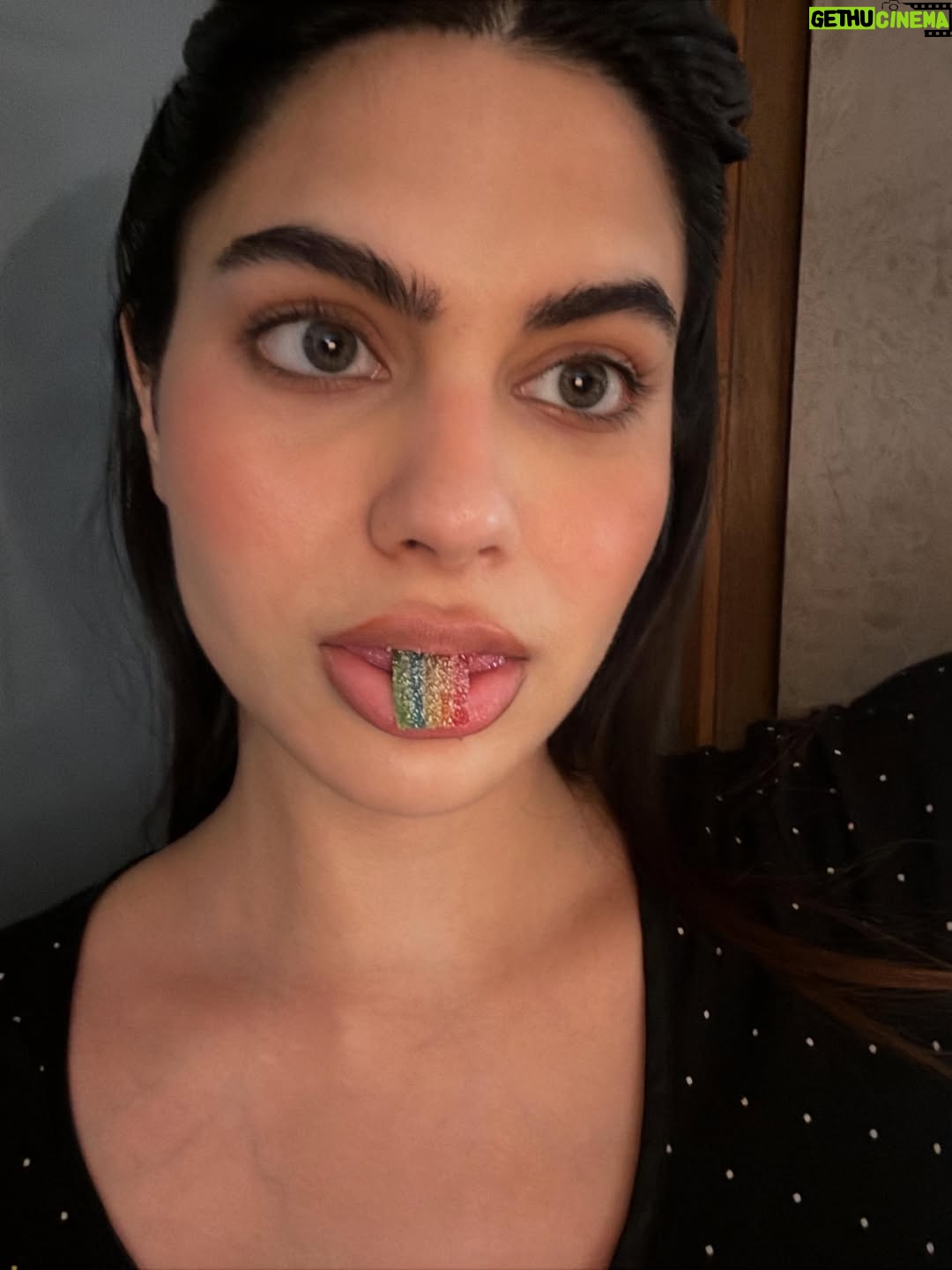 Rachel Gupta - 74.1K Likes - “Promise to be dazzling”