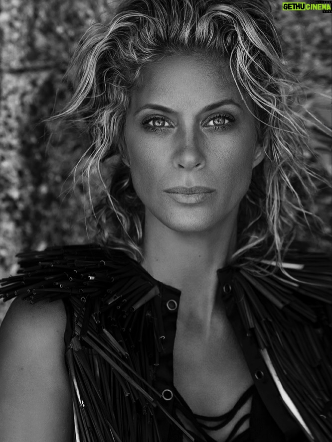 Rachel Hunter - 7.2K Likes - 20 pics - slide through the past - Remember throwbacks - well he’s just a little throw back of some work. 16 years old  I started modeling, I never wanted to be a model plucked from the beaches of New Zealand I accepted the process and out it all unfolded . For those of you into Vedic astrology my dasha changed to Mercury Dasha . It couldn’t have been more aligned 🙏🏼Trust your process, but be proactive to.