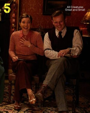 Rachel Shenton Instagram - First look at the Christmas Special 👀 Series 6 of All Creatures gave us so much, but 2025 wouldn’t be complete without a festive treat 🎄 Get ready for the ultimate Christmas Eve cosy ❤️
 
All Creatures Great and Small. 24th December, 9pm. Watch | Stream on 5
#allcreaturesgreatandsmall #acgas #allcreatures