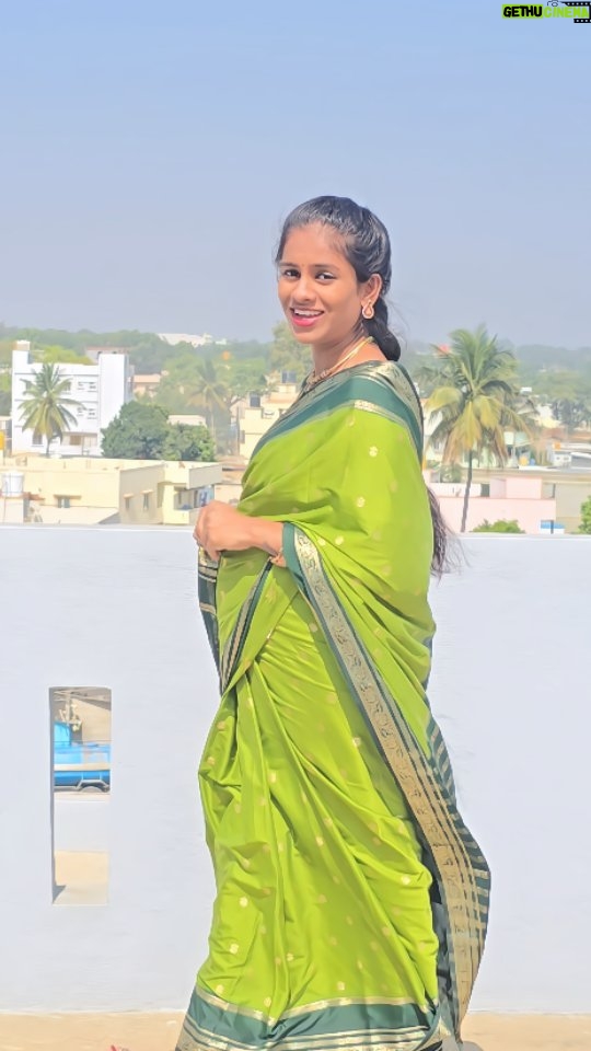 Rachu Suri - 5.2K Likes - ನಮ್ಮ ಪ್ರೀತಿ ನಮ್ಮದಾಗುವ ❤️
Saree : @nithyacollections24 
Jewels: @duvitha_fashion

#rachusuri