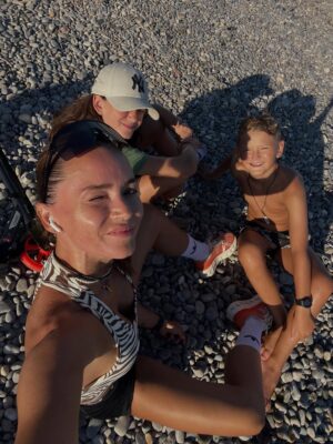 Radka Třeštíková Instagram - hezkej půl rok to byl a teď nastupuje tvrdá realita, milé děti!