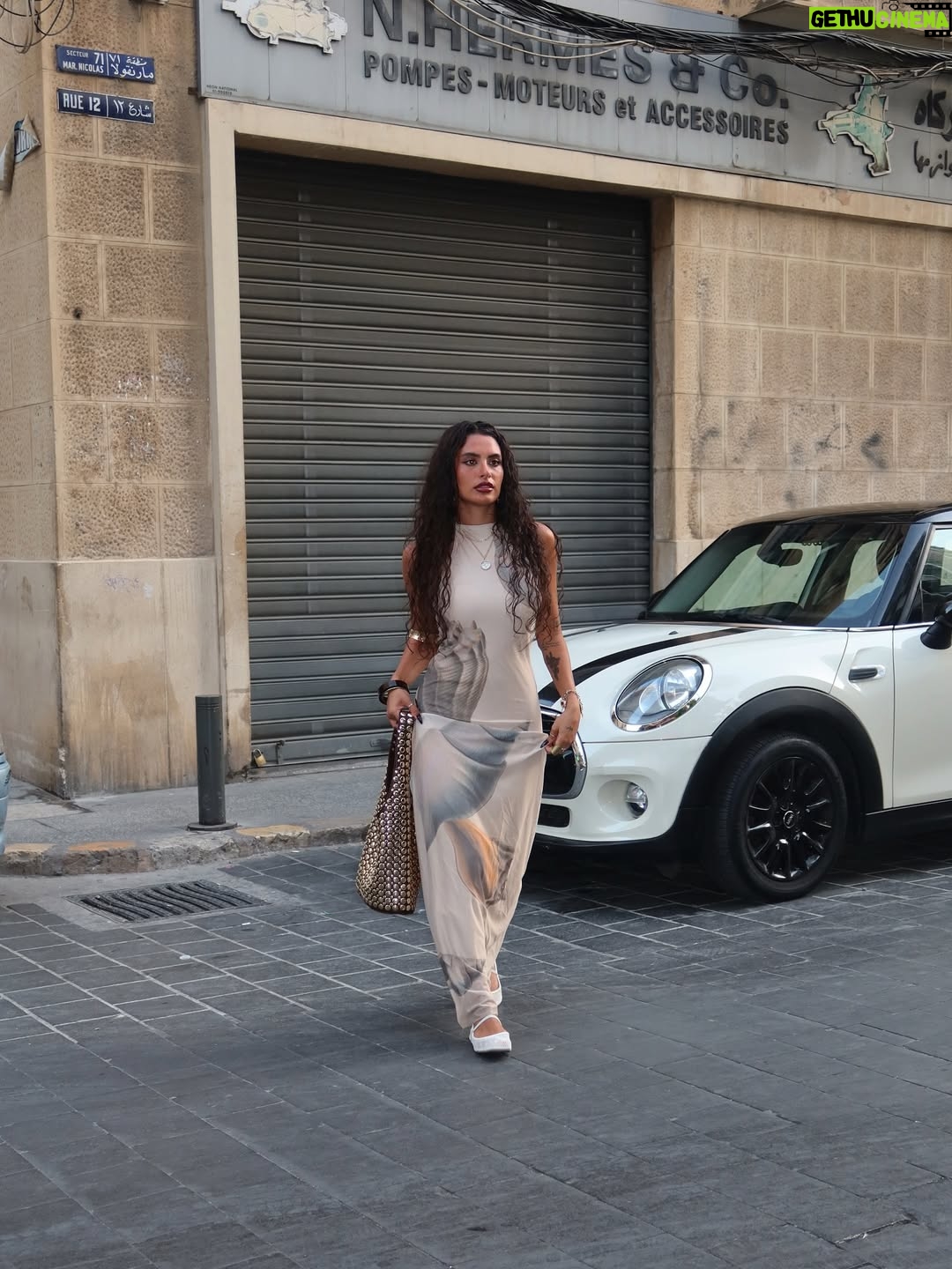 Raghda - 164.2K Likes - خطفوني شوارع لبنان🚏🇱🇧