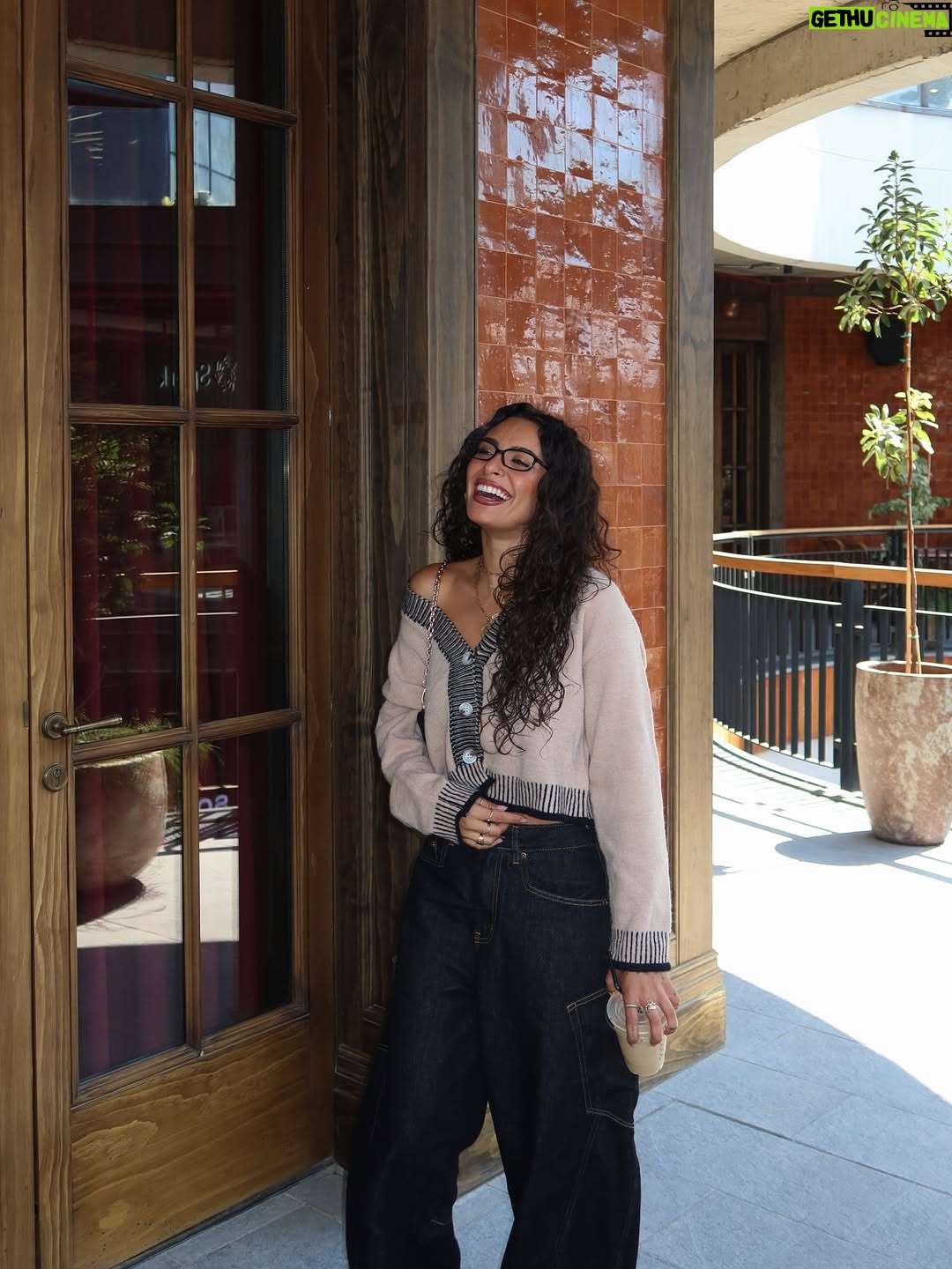 Raghda - 135.1K Likes - Cozy day🐻🤎 ☕️