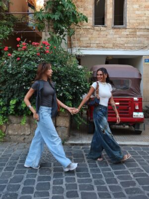 Raghda Instagram - Habibi come to Lebanon 🇱🇧🙇🏽‍♀️

@newbeirutofficial thank you for this lovely trip 🤍