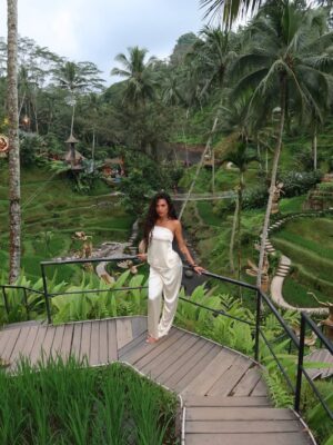 Raghda Instagram - Favorite place on earth BALI📍🥺
🌴🌊🌳🪸🍃