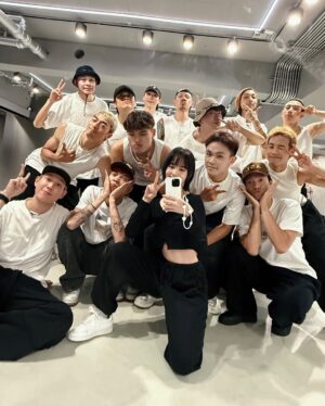 Rainie Yang Instagram - 分享一些未發佈的生活碎片
祝大家生活愉快🥰
#生活碎片