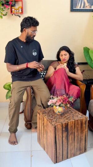Rajani Shashikumar Instagram - Ethara Himse kotre yar badhukthare Saar…

#kannada #insta #reels #keepsupporting