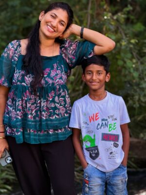 Rajani Shashikumar Instagram - Happiness 🌼

#kannada #insta #reels #keepsupporting