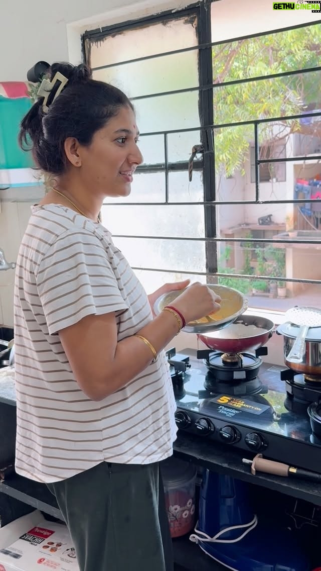 Rajani Shashikumar - 34.5K Likes - Phonalli charge kaali adhaga mathra entha idea barodhu…10000 invest madi 1 koti earn madodhu 😡🫨….

#kannada #insta #reels #keepsupporting