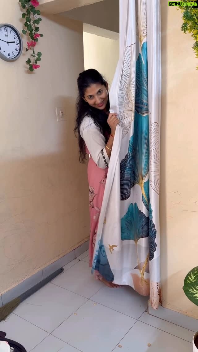 Rajani Shashikumar - 60.8K Likes - Naav gothala 😇😆…

#kannada #insta #reels #keepsupporting