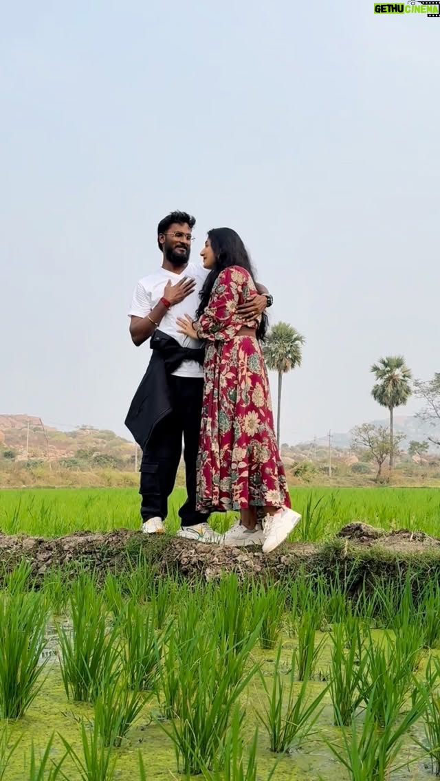Rajani Shashikumar - 54.9K Likes - ಪ್ರೀತಿಯ ಊರ ನಾಯಕಿಯೇ ❤️‍🩹…lyric 🔥🌼…

#kannada #insta #reels #keepsupporting