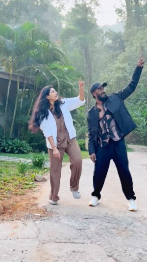 Rajani Shashikumar Instagram - Trending song 🔥😕…

#kannada #insta #reels #keepsupporting